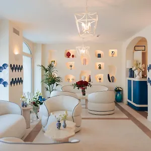 Hotel A'mare Boutique &
