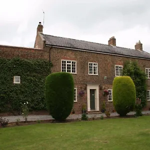 The Manor 4* Linton on Ouse