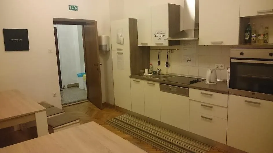 C - Punkt Hostel Ljubljana 0*,  Slovenia